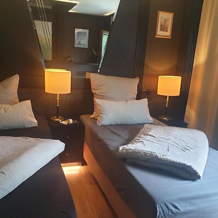 Miet-Kamp Ruhig, Zentral, Nahe Messe, Ausgefallenes Design 2 Schlafzimmer Berlin Eksteriør bilde