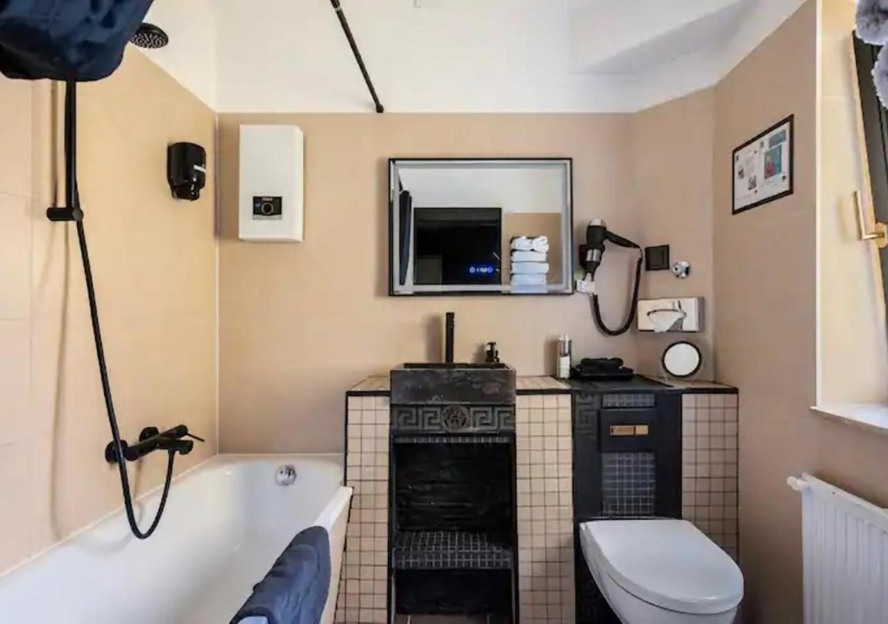 Miet-Kamp Ruhig, Zentral, Nahe Messe, Ausgefallenes Design 2 Schlafzimmer Berlin Eksteriør bilde